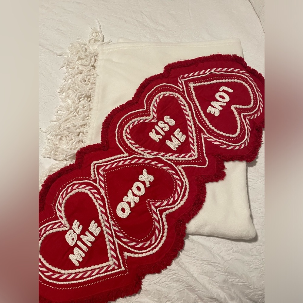 Valentine’s Day Table Runner & White Throw